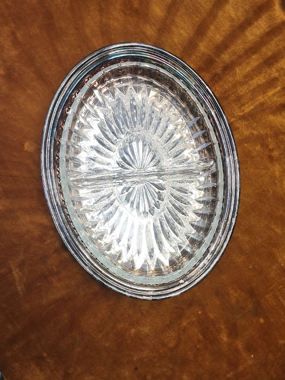 🟡 2 For $25 🟡 Vintage Oval Silver Plated Serving Platter With Glass Insert
